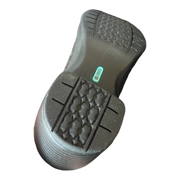 Bzees Willow Slip On Womens Mid Heel Pumps Comfort Black Gold Wedge Size 8 - Picture 11 of 14